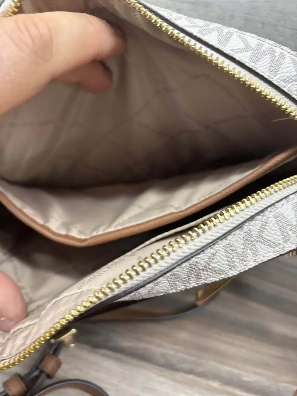 Michael Kors Morgan Leather Purse Lot Of 2+ Wallet